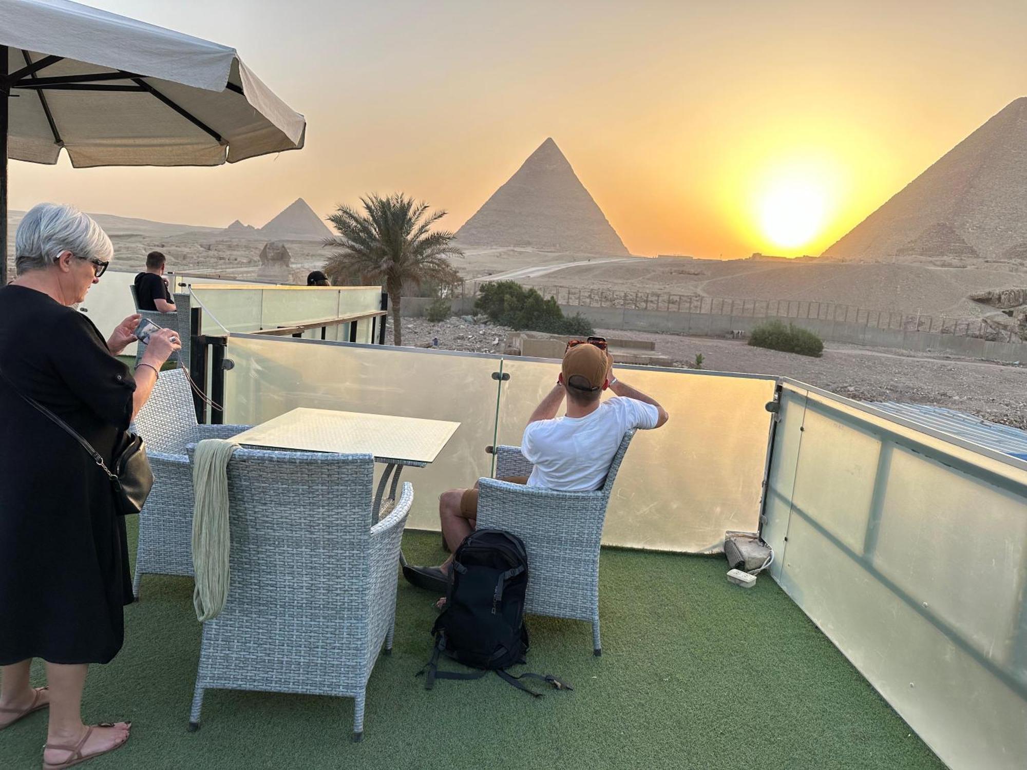 Golden Scarab Pyramids Hotel Kafret el-Gabal 외부 사진