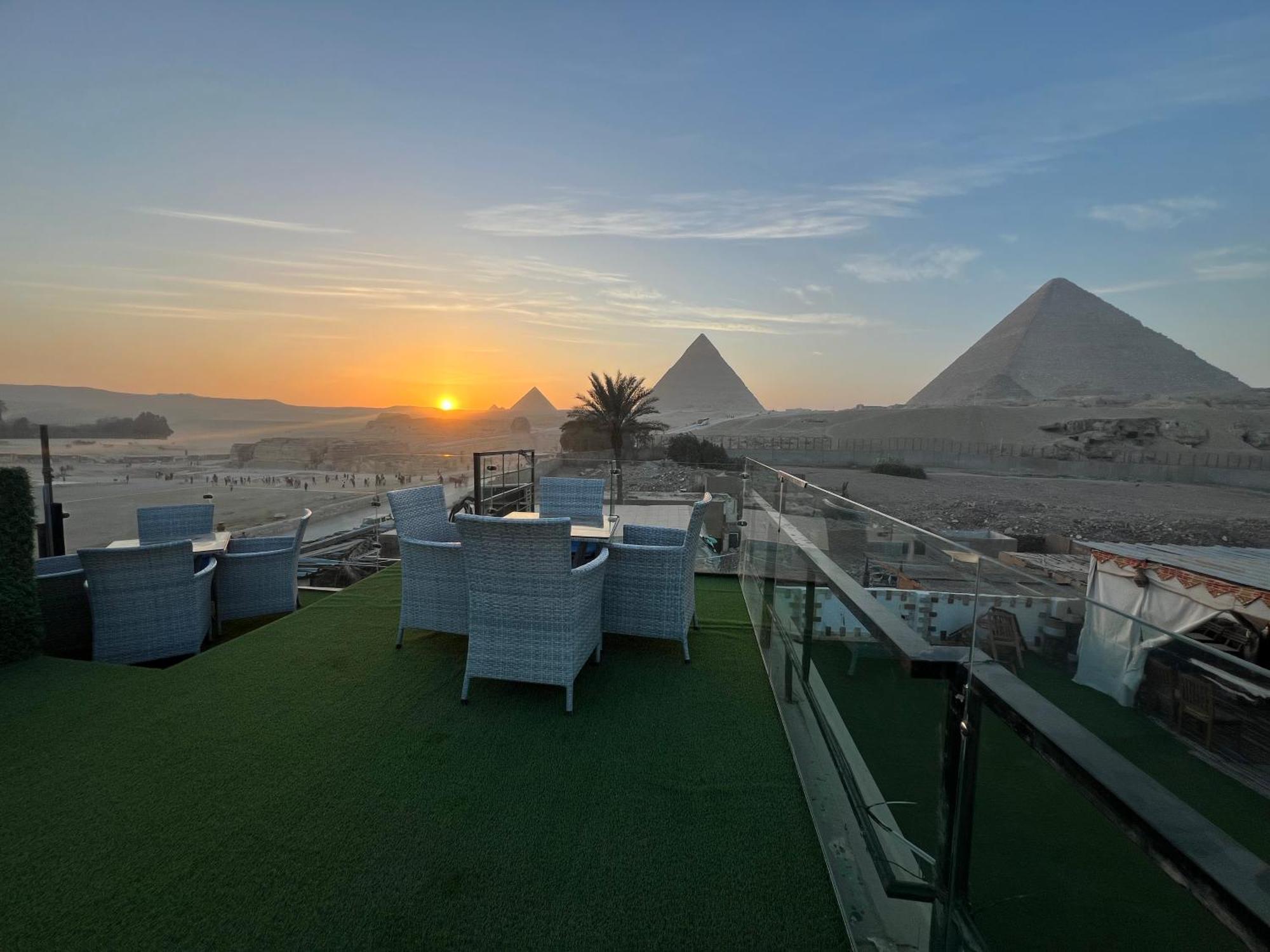 Golden Scarab Pyramids Hotel Kafret el-Gabal 외부 사진