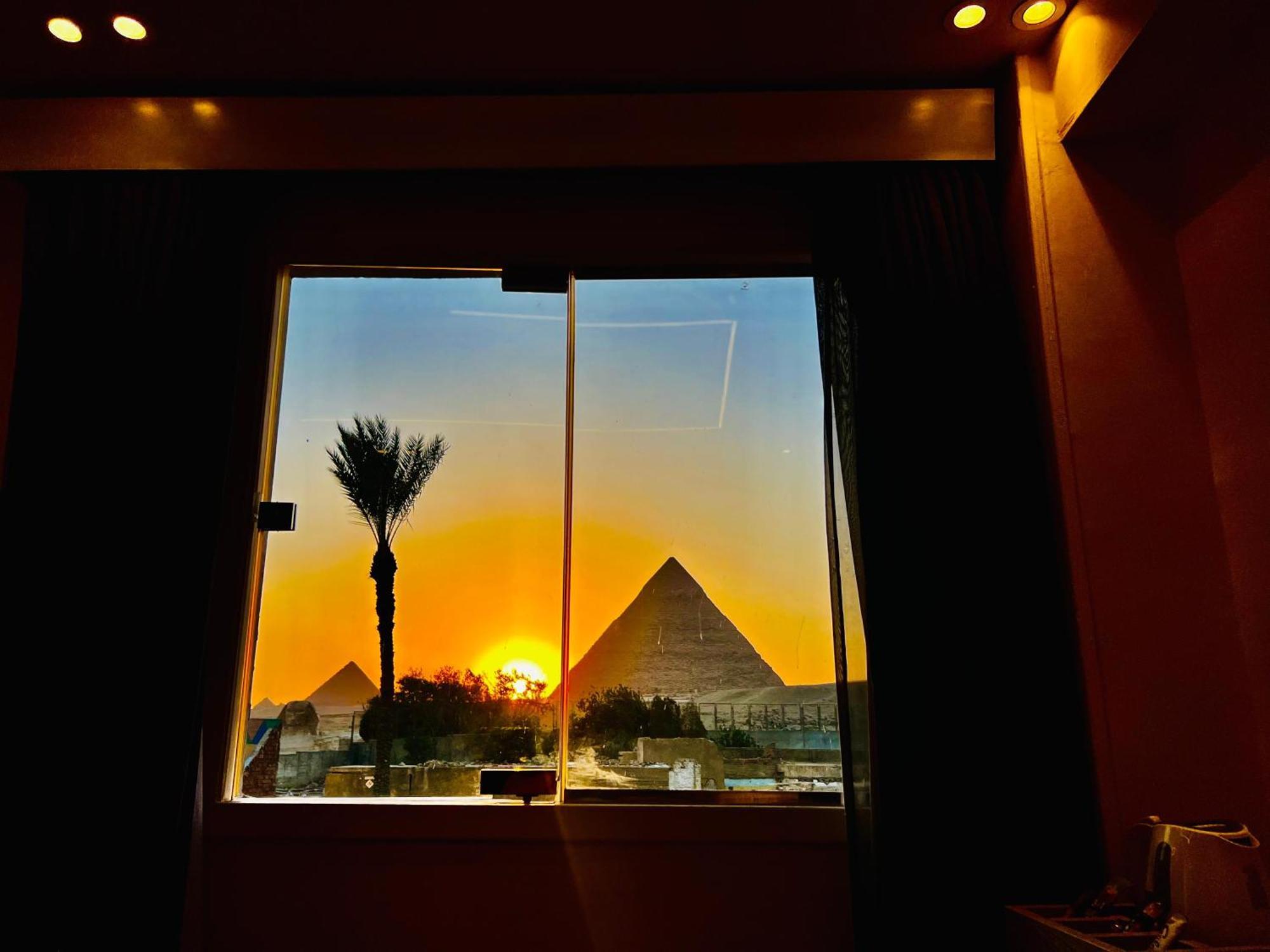 Golden Scarab Pyramids Hotel Kafret el-Gabal 외부 사진